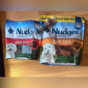 NWT Blue Buffalo Jerky Cuts Chicken/Duck 36oz Steak 16oz Exp 2027 & Munchy Bone